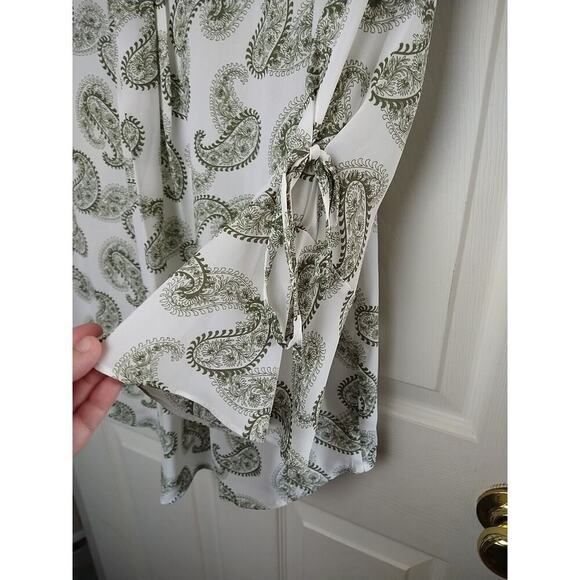 41Hawthorn Green White Paisley V Neck Belle Flare Tie Sleeves Sheer. Size M - Picture 10 of 11